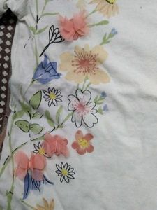 Combo Floral T-Shirt &amp; Ruffled Shorts Set