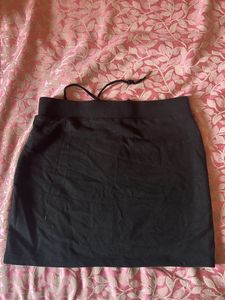 Forever 21 black skirt