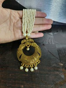 Elegant Pearl & Gold-Tone Pendant Necklace