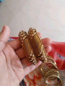 Set Of Bangles (Golden Colour)