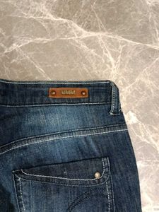 Dark Wash Capri Jeans