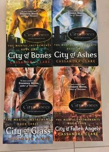 The Mortal Instruments Book Set