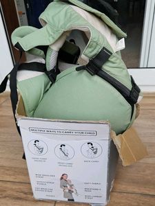 Green R for Rabbit Baby Carrier