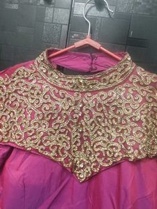 Elegant Magenta Celebrity Gown