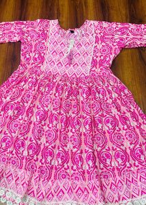 Beautiful Pink lace Dress / kurti for women 38size