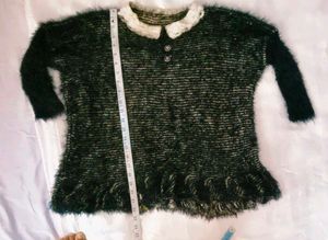 Very Fancy And Amazing Korean Crop Top