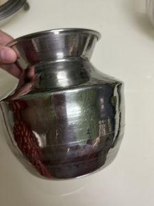 Water storage container