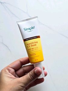 Simple Mattifying UV Fluid SPF 50