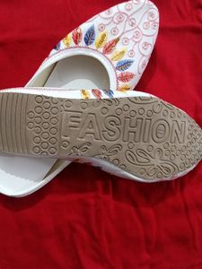 Ethinic Party And Regular Wear Jaipuri Juttis