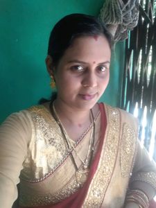 red saree gergeos in party wear beautiful sare