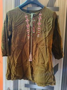 Embroidered Tunic Top