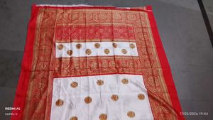 Elegant White &amp; Red Saree With Blouse Pc