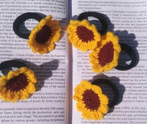 1 Sunflower Hair Tie for 99 rupees only 🌻