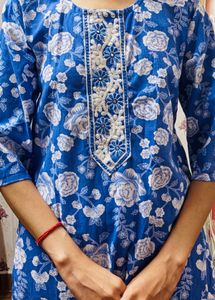 Blue Floral Embroidered Kurta with pants