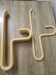 Cream colour multi purpose hangers 🤍💛