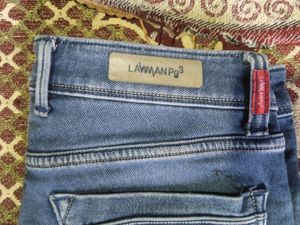 Branded Mans Blue Jeans