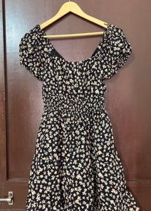 Chic Floral Print Puff Sleeve Dress