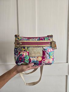Coach Poppy Pop C Signature Graffiti Crossbody bag