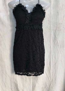 3629. Black net bodycon