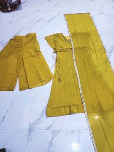 Mustard Yellow Dress 4pc set size L