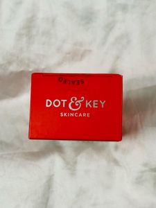 Dot &amp; Key Strawberry Dew Tinted Sunscreen SPF 50