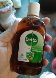 Combo Of 4 Ariel And 1 Dettol