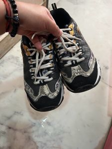 Casual Shoes