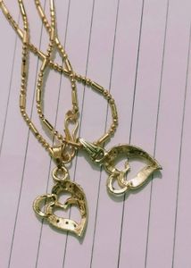 2 Brand new Elegant Gold Chain