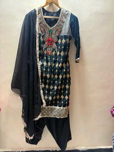 Black Salwar Kameez Suit