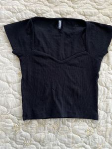 Black Ribbed Sweetheart Neck Top