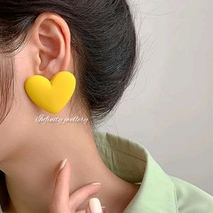 Heart Shape Earings ❤️🌈