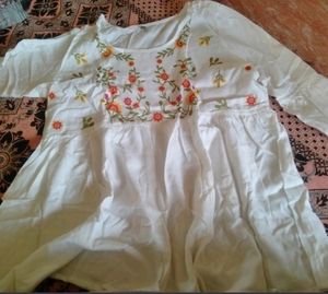 Totally New Top Without Tag