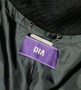 overcoat ( Dia)