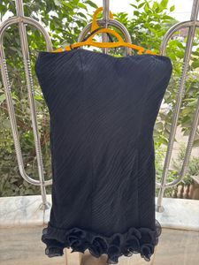 CALVIN KLEIN Elegant Black Cocktail Dress