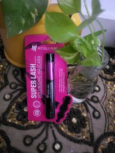 MyGlamm Super Lash Volumising Mascara