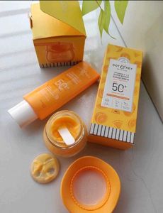 Dot &amp; Key vitamin c Sunscreen + Moisturizer