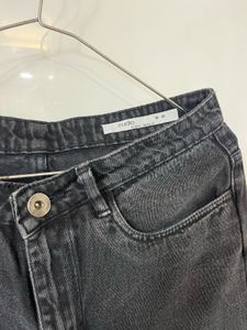 black mom fit jeans