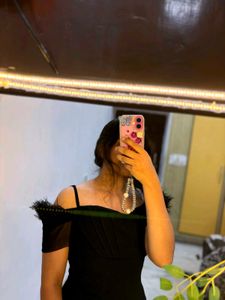 Elegant Black Feather Trim Maxi Dress