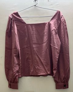 Chic Pink Square Neck Button-Up Top