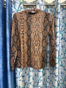 Stylish Snake Print Long Sleeve Top