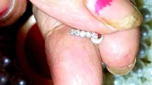 Sparkling Statement Ring