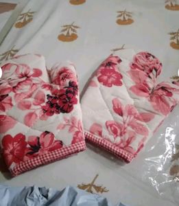Brand New*** Oven/Microwave 🥊 Gloves