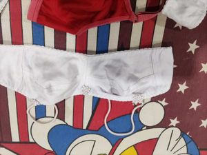 Set of 4 Bras - Red &amp; White