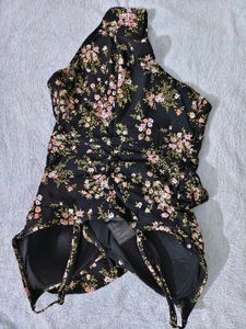 H&amp;M bodysuit floral print