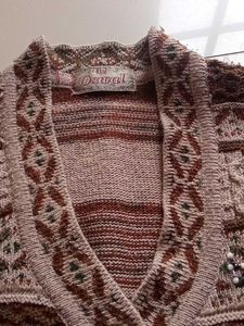 Cozy Geometric Pattern Cardigan