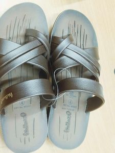 SANDLES + SLIPPER USE