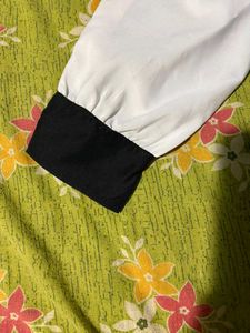 Chic Black &amp; White Peplum Top