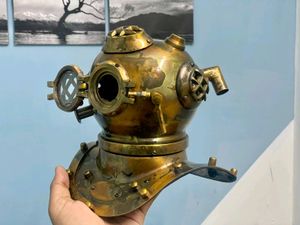 Metal Us Navy Diving Helmet
