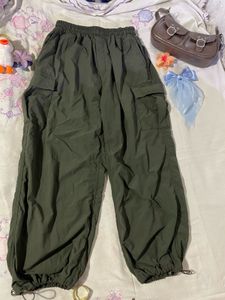 ★Green Parachute Pants (Unisex)