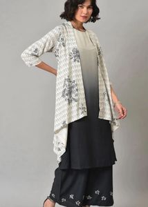 Elegant White Printed Shrug